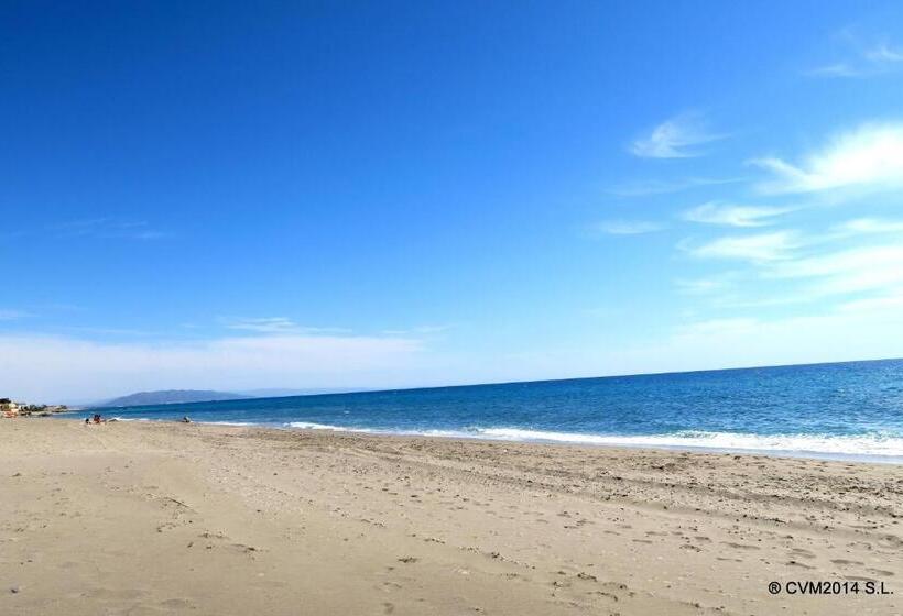 Отель Centro Vacacional Macenas