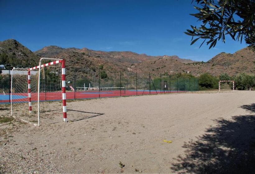 Отель Centro Vacacional Macenas