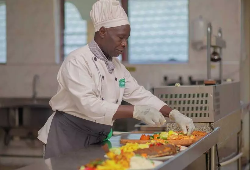 هتل Miika Eco Resort