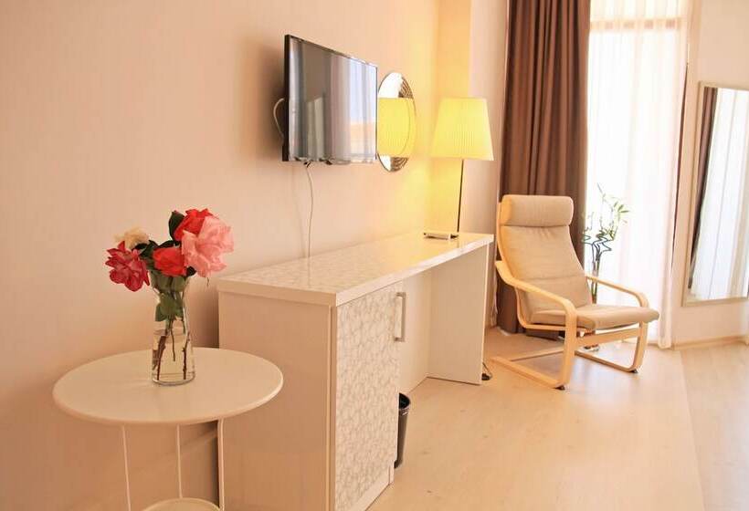 Lady Rose Boutique Pension