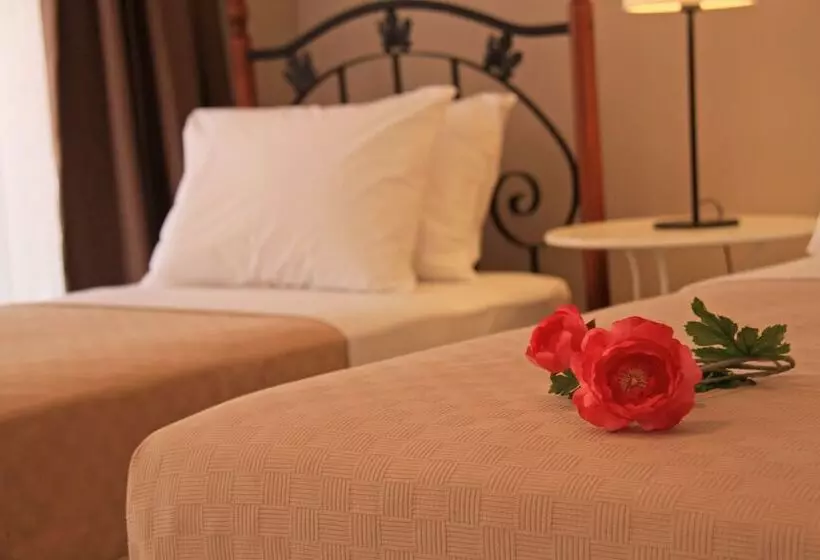 Lady Rose Boutique Pension