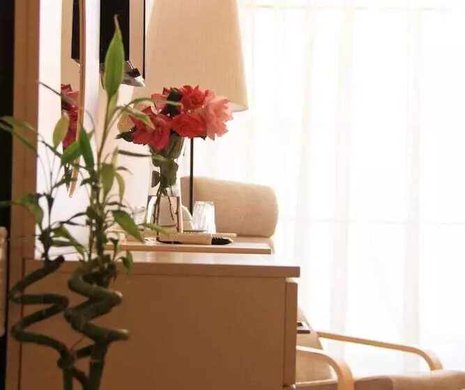 Lady Rose Boutique Pension
