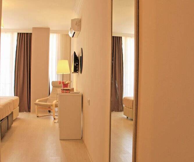 Lady Rose Boutique Pension