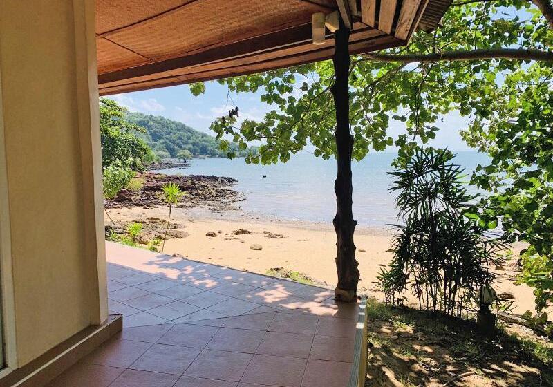 Отель Banyan Bay Villas