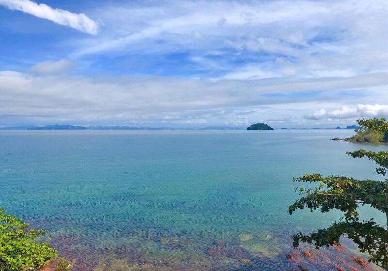 Отель Banyan Bay Villas