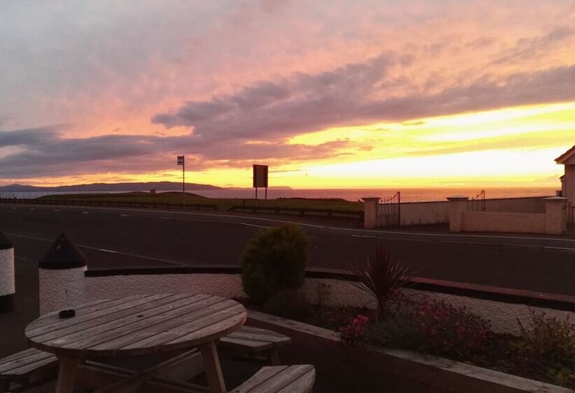 酒店 Inn On The Coast