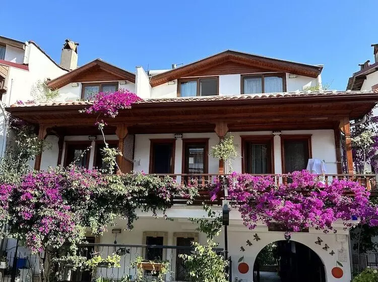 Hotelli Mandalin Akyaka