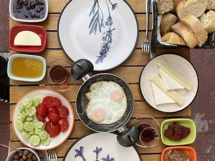 Hotelli Mandalin Akyaka