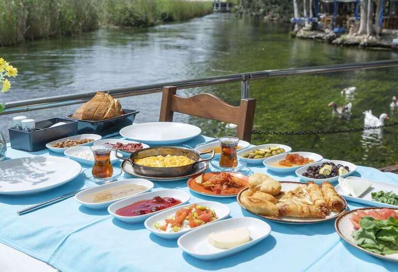 Hotel Mandalin Akyaka