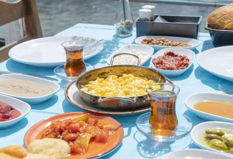 Hotel Mandalin Akyaka