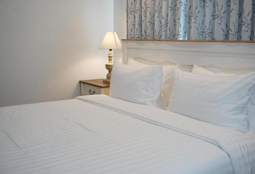 هتل Marquise Boutique