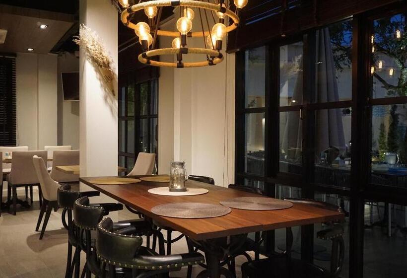 هتل Marquise Boutique