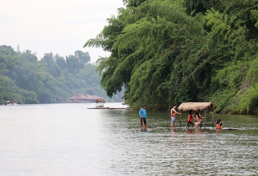 בית מלון כפרי The Green House Kanchanaburi