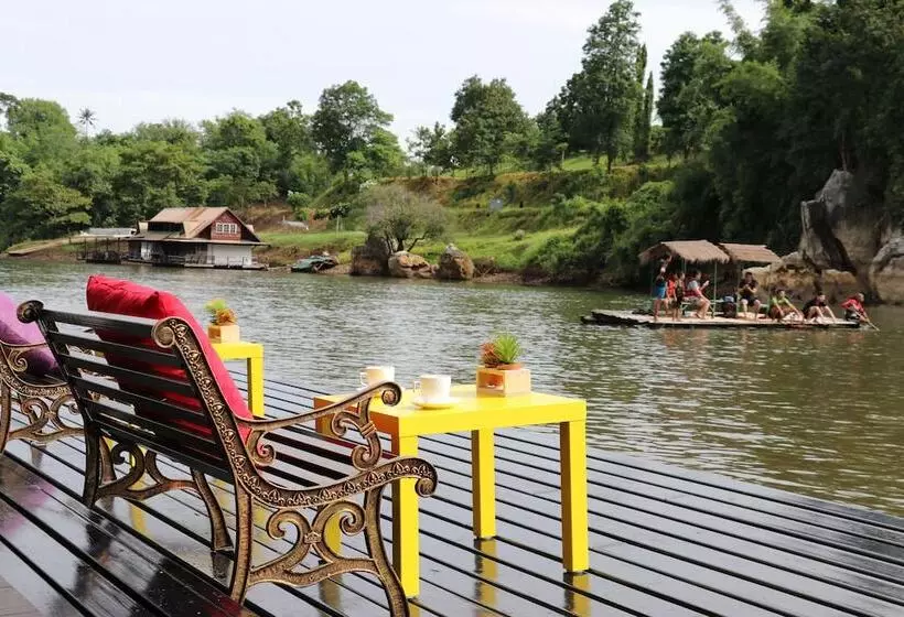 Hotelli The Green House Kanchanaburi