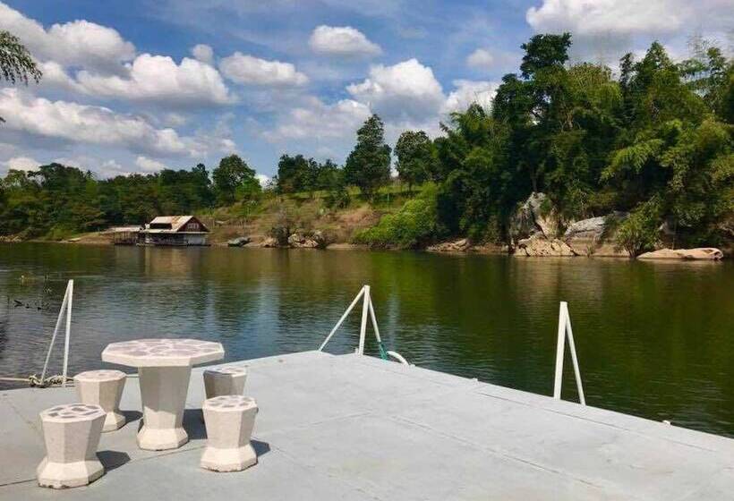 בית מלון כפרי The Green House Kanchanaburi