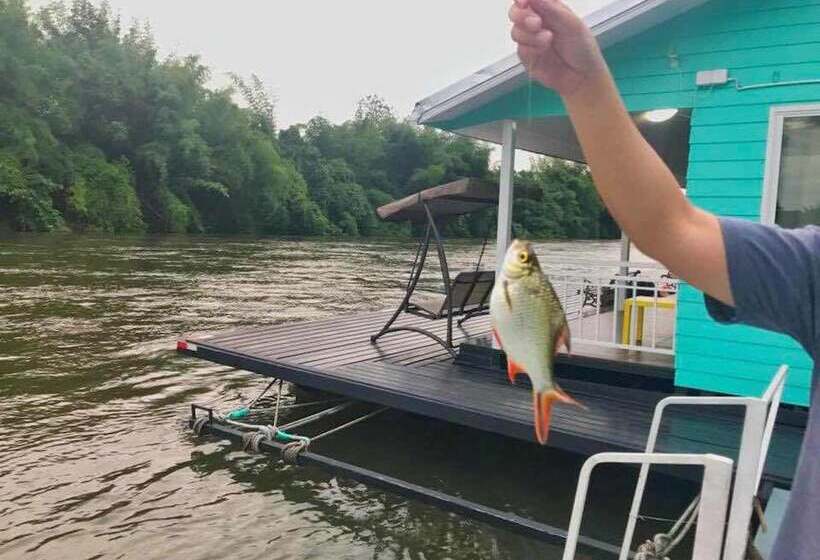 בית מלון כפרי The Green House Kanchanaburi