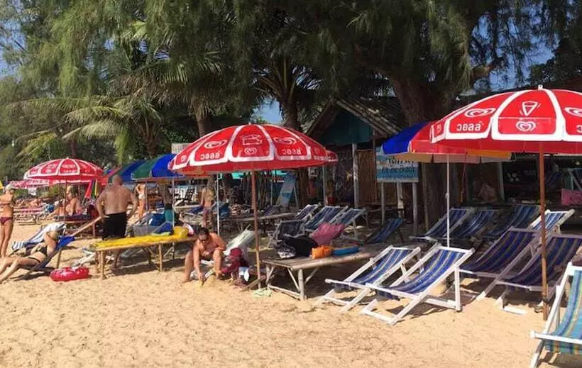 Hotelli Tonaor On The Beach Resort&restaurant