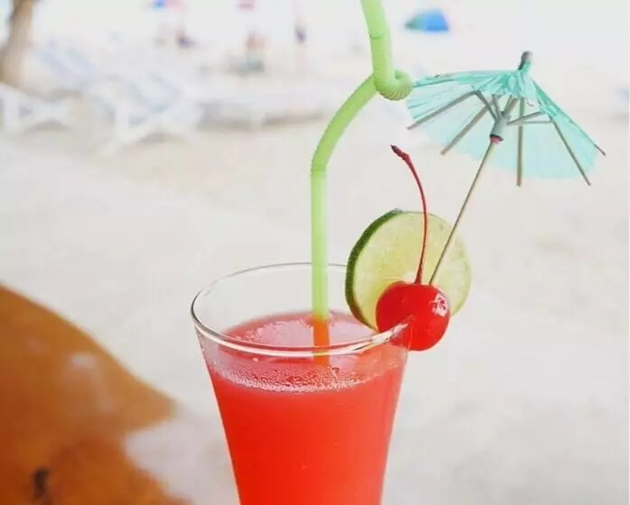 Hotelli Tonaor On The Beach Resort&restaurant