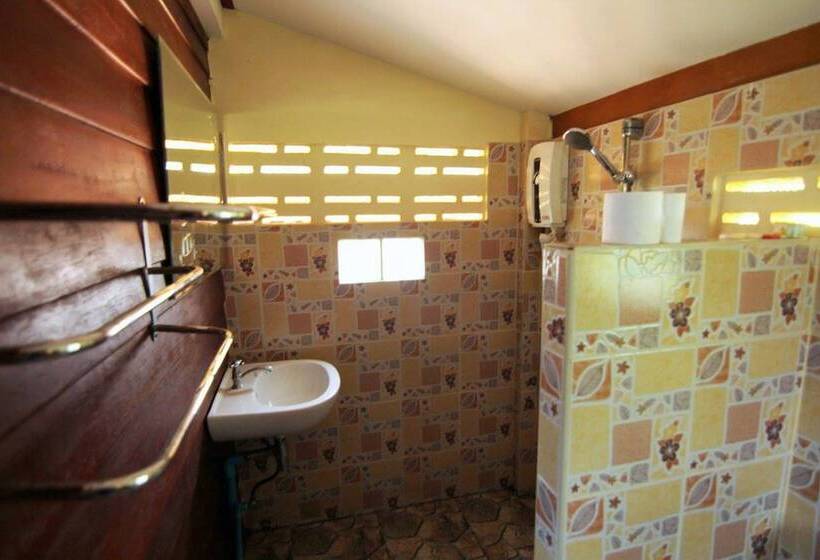 Hotel Tonaor On The Beach Resort&restaurant