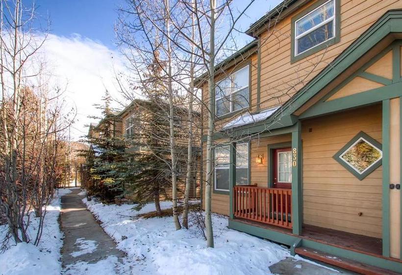 Kingdom Park Townhomes 830