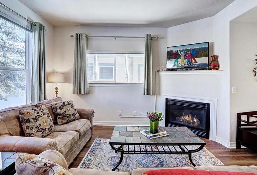 Kingdom Park Townhomes 830