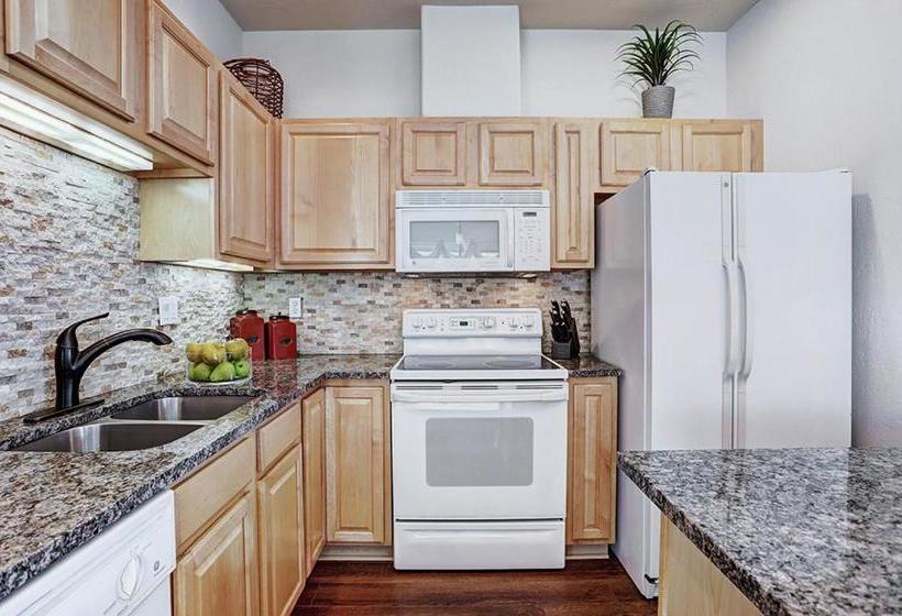 Kingdom Park Townhomes 830