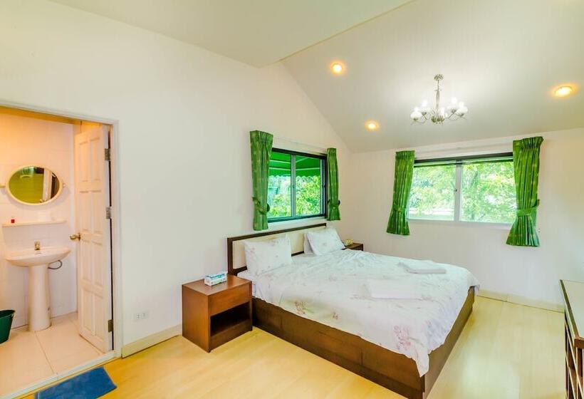 ペンション Chalong Hill Tropical Garden Homes