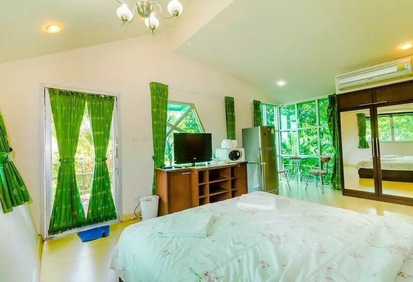 Majatalo Chalong Hill Tropical Garden Homes