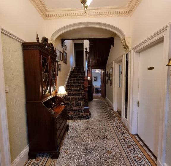 Nocleg ze śniadaniem Rowanbank House