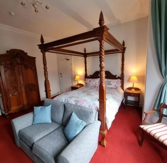 تختخواب و صبحانه Rowanbank House