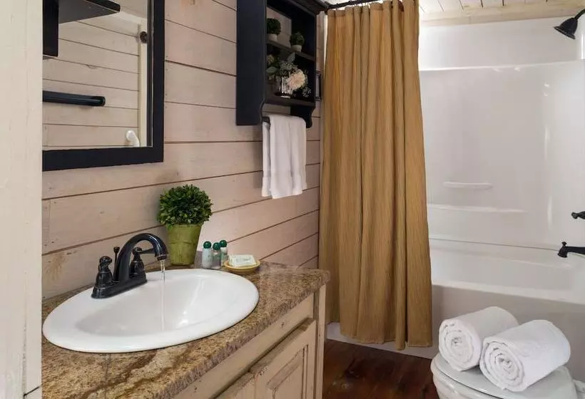 Glen Ella Springs Inn