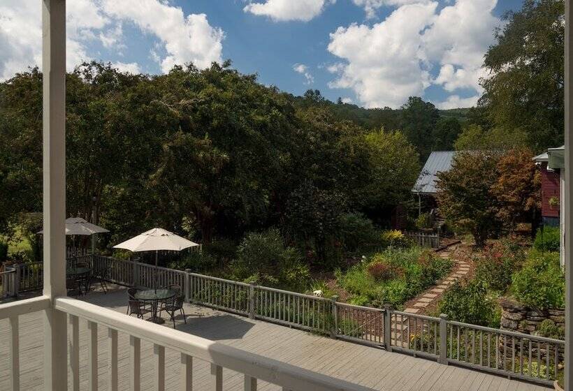 Glen Ella Springs Inn