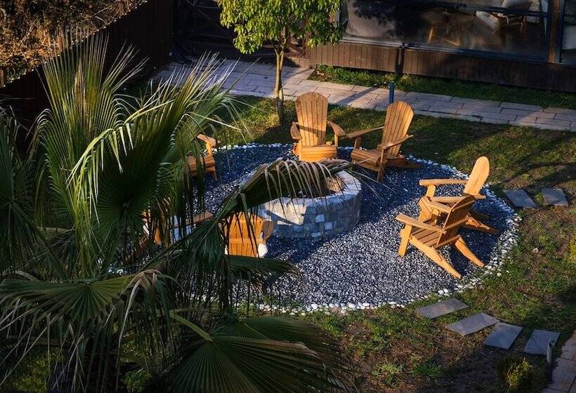 פונדק Mata Butik