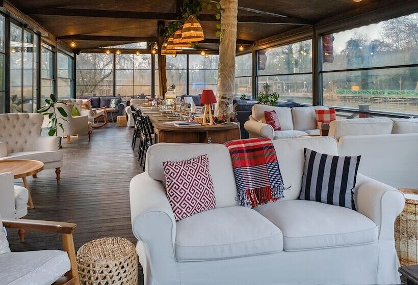 פונדק Mata Butik