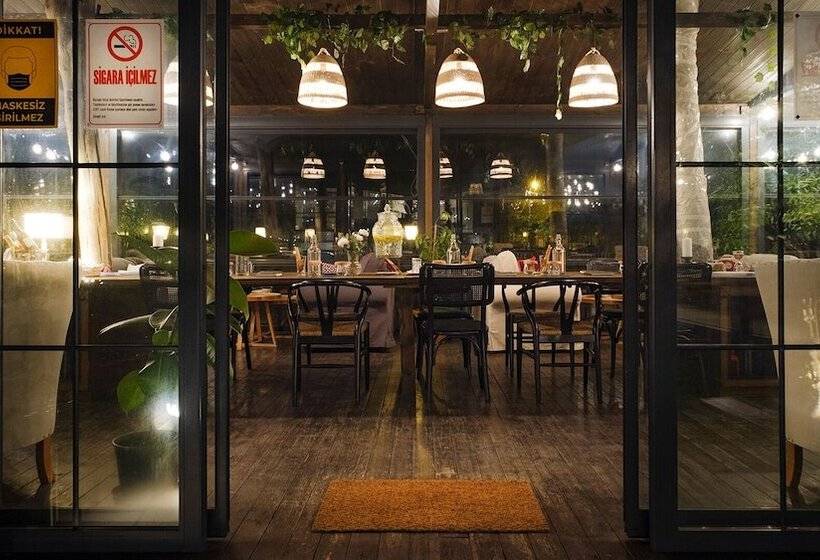 פונדק Mata Butik