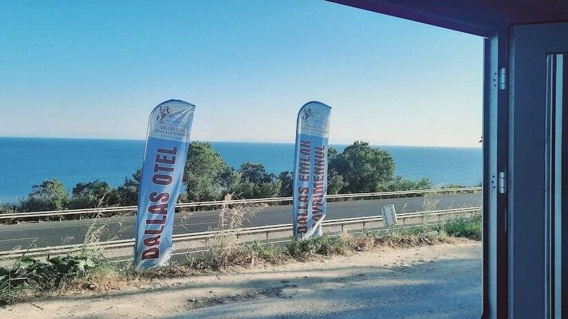 בית מלון כפרי Dallas