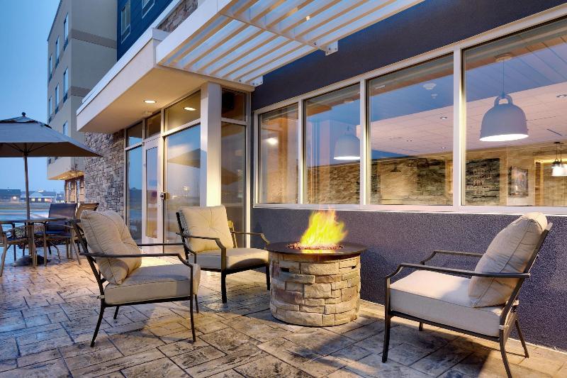 هتل Fairfield Inn & Suites By Marriott Fort Smith