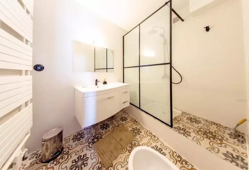 Hotelli Le Rétro Mirabeau