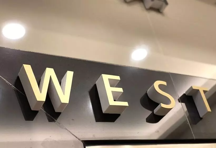 هتل West