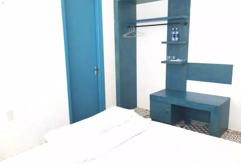 پانسیون Blue Anchor Lodge & Cafebinh Ba Island