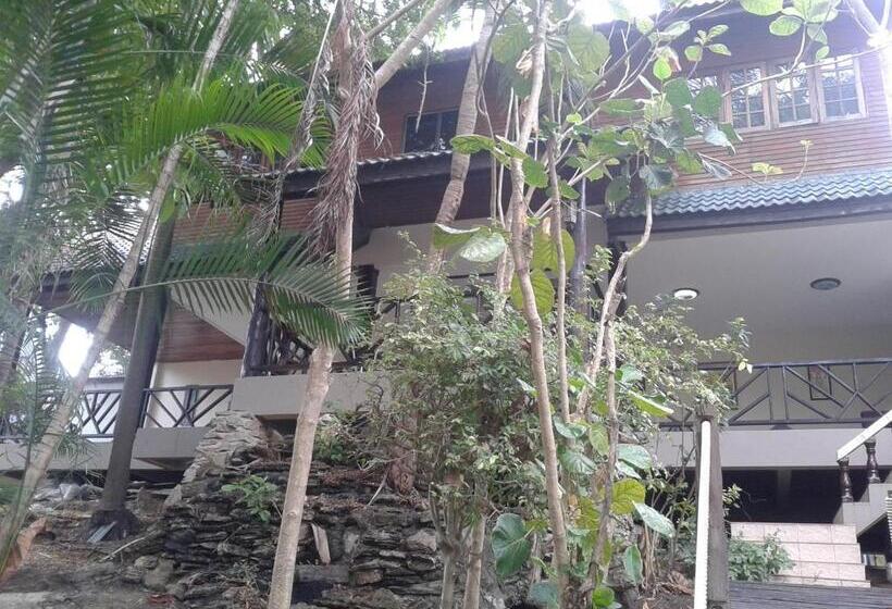 Albergue Jungle Gym & Ecolodge