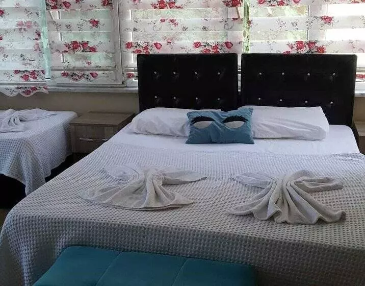 Hotelli Kristal Pansiyon