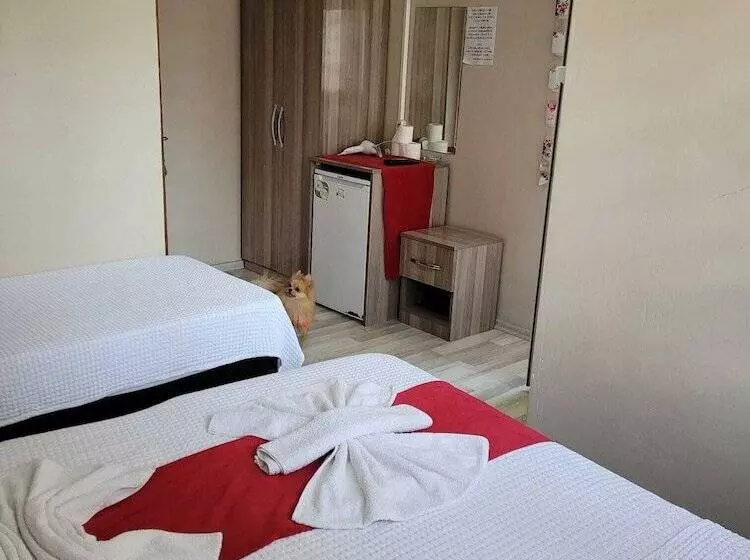 Hotelli Kristal Pansiyon