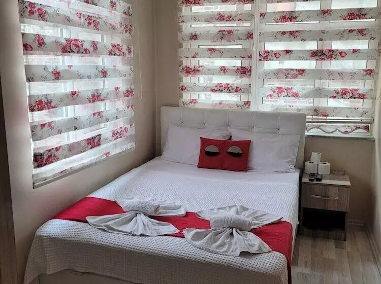 Hotelli Kristal Pansiyon