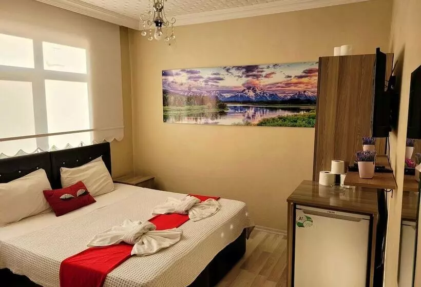 Hotelli Kristal Pansiyon