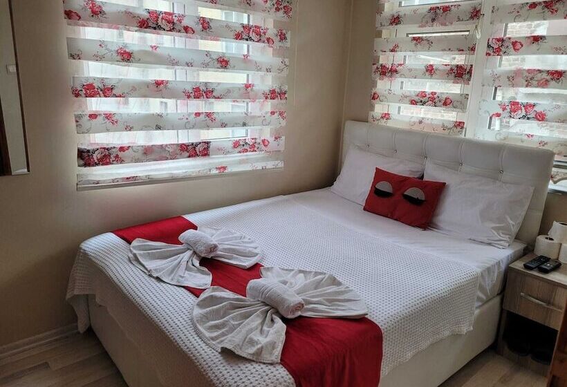 酒店 Kristal Pansiyon