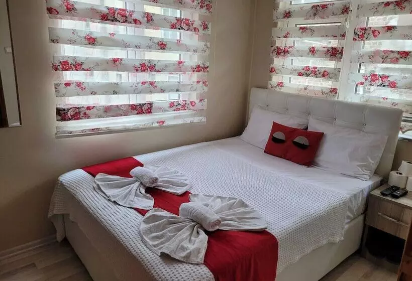 Hotelli Kristal Pansiyon