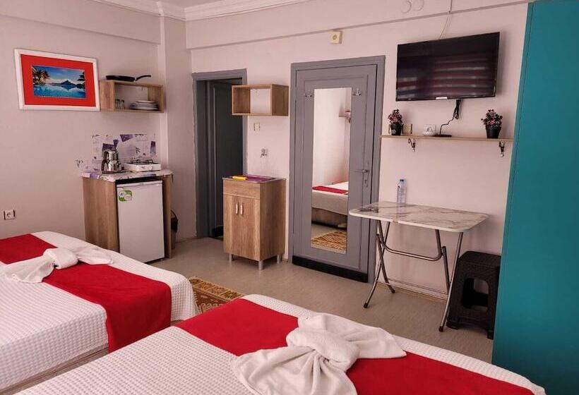 酒店 Kristal Pansiyon