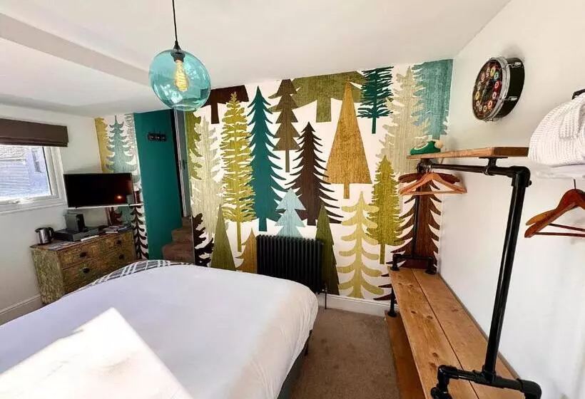 Brightham House Boutique B&b   Adults Only