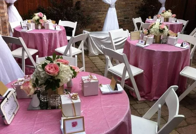 تختخواب و صبحانه Villa D  Citta